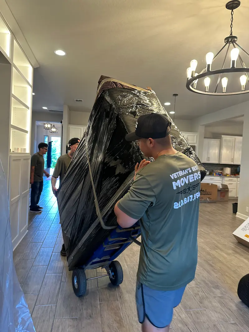 Veteran's Best Movers